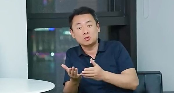 飞乐乐 58岁朱骏：中国足球不厉害，大家都差不多，那些说天赋的都是瞎扯